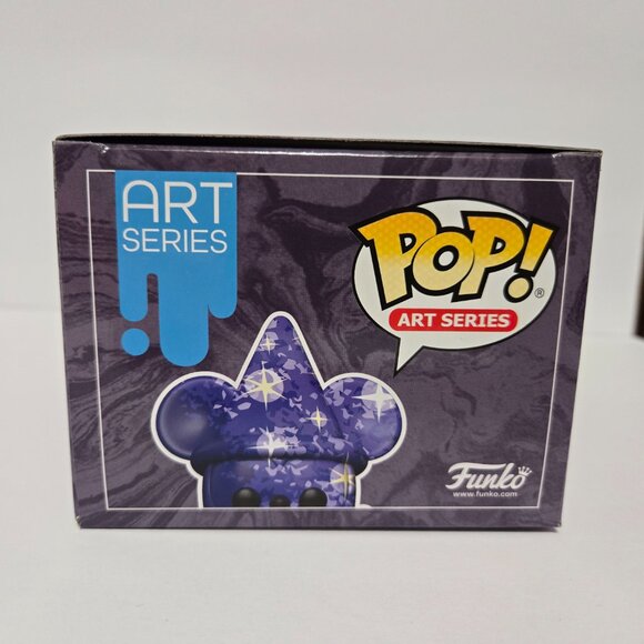 Funko Pop - Fantasia - Sorcerer Mickey #14 (Art Series) - Picture 6 of 7